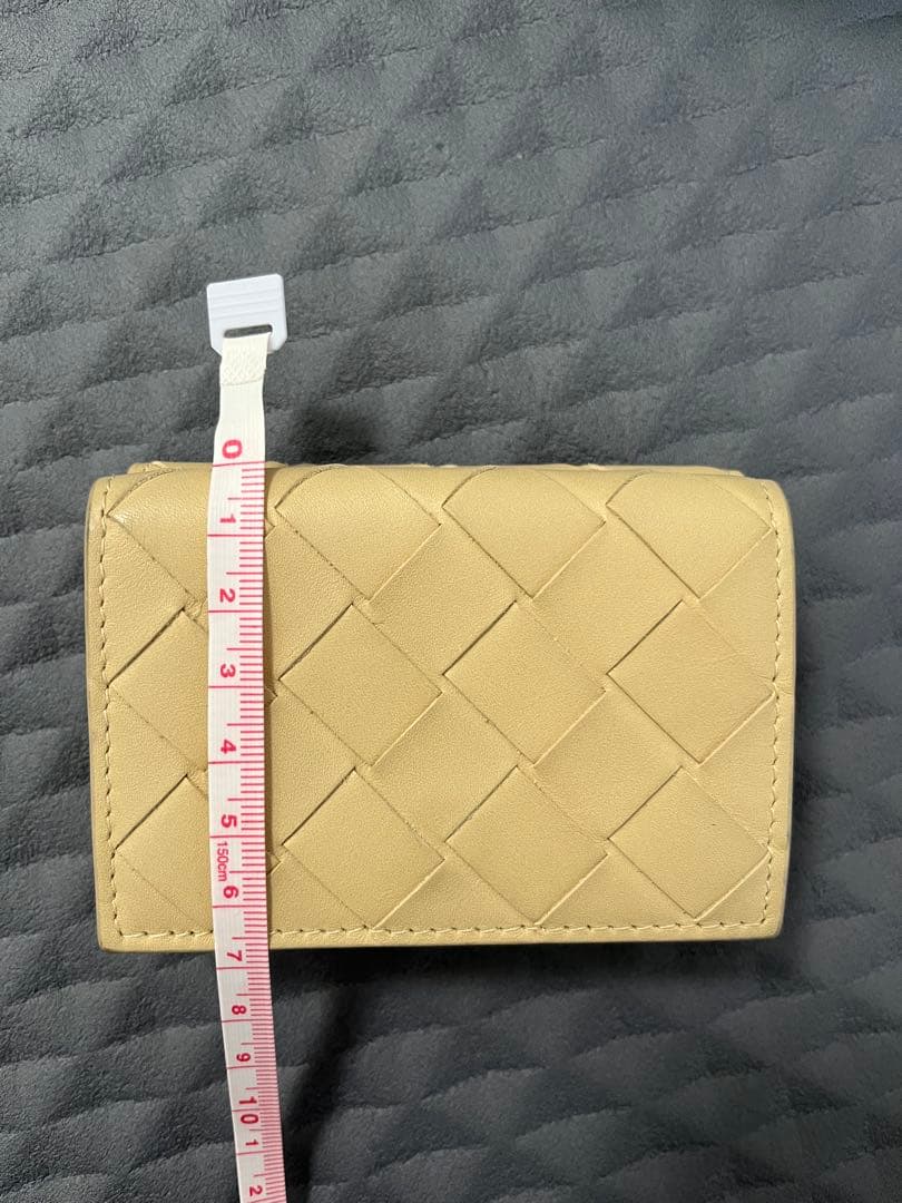美品　ボッテガヴェネタ ベージュ 三つ折り財布