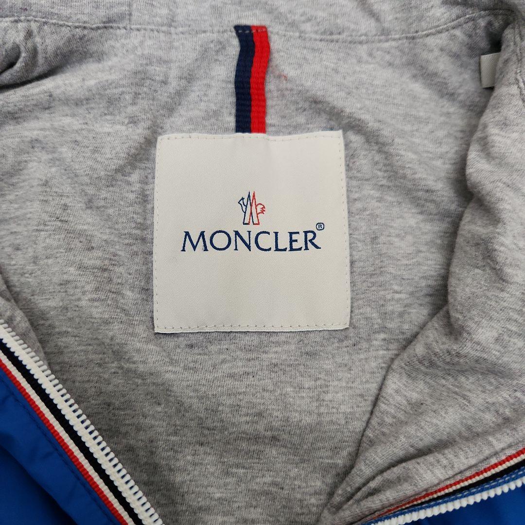 モンクレール フード付き青ジャケット