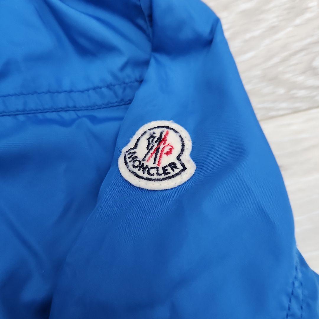 モンクレール フード付き青ジャケット