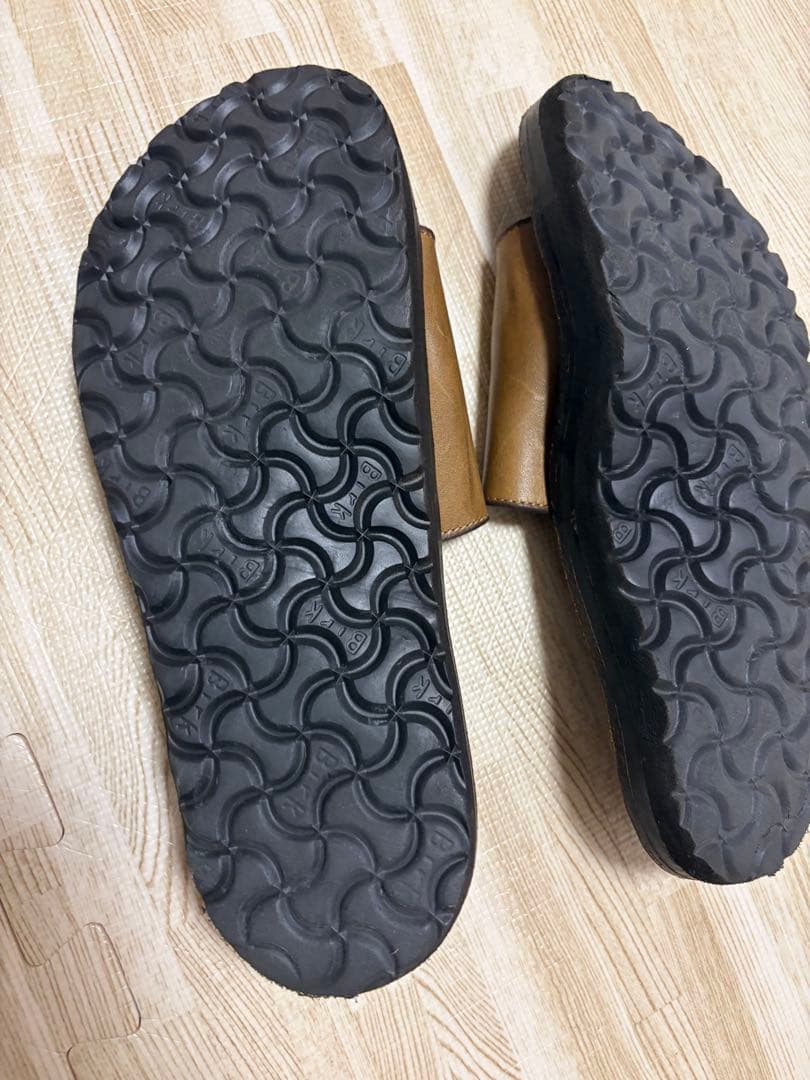 JUTTA NEUMANN（ユッタ ニューマン）SIMONEシモーネ　D7