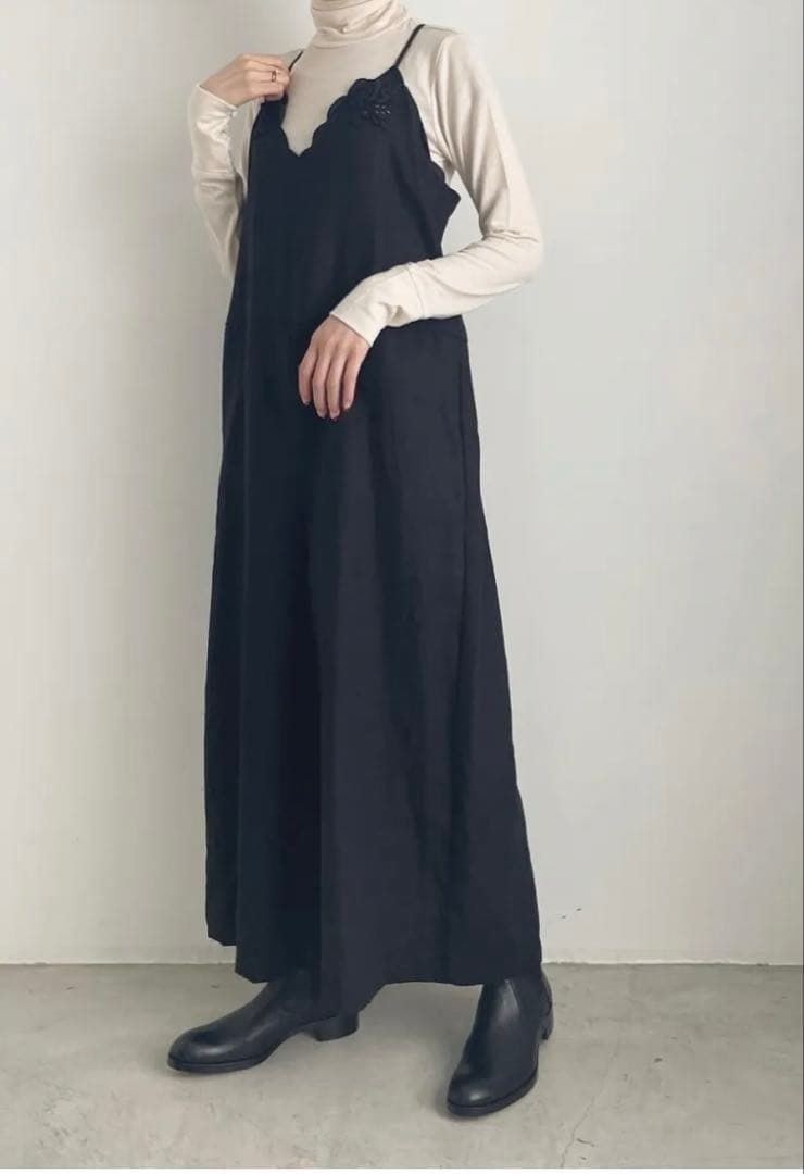 トワヴァーズTOWAVASE BonVoyageサロペット(黒)