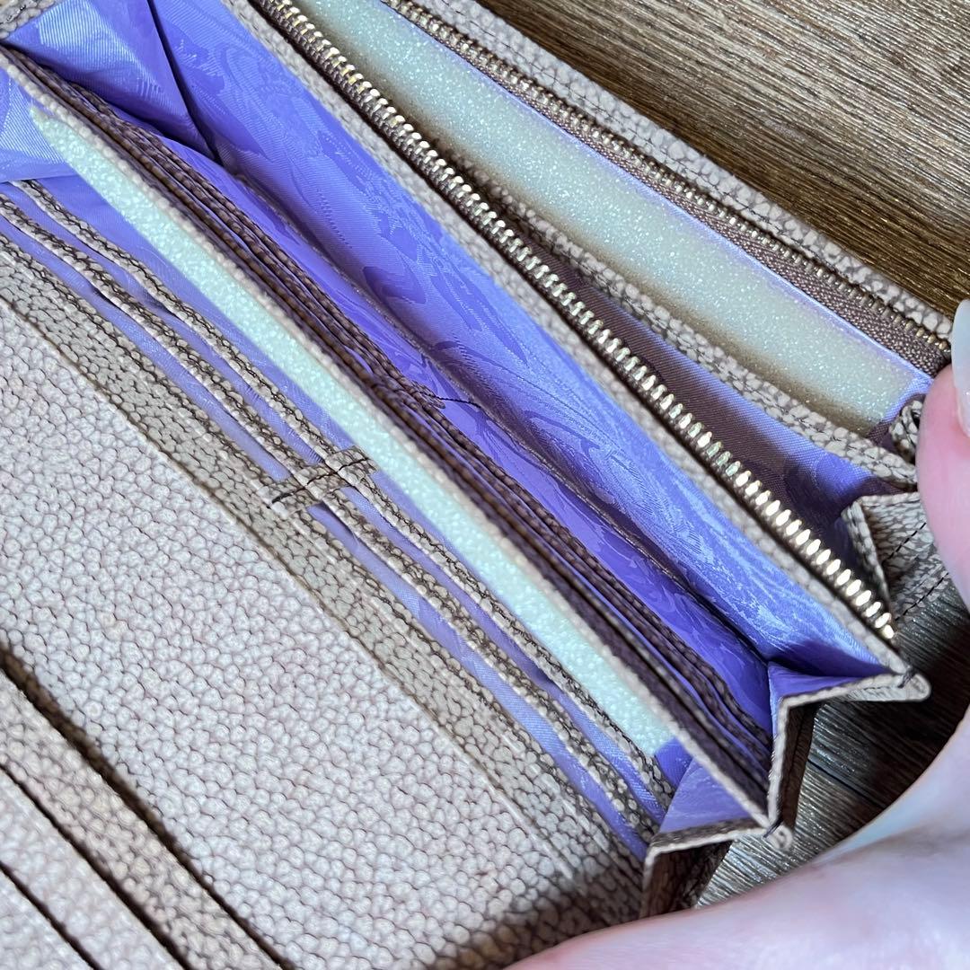 Think Bee! 花柄刺繍 長財布