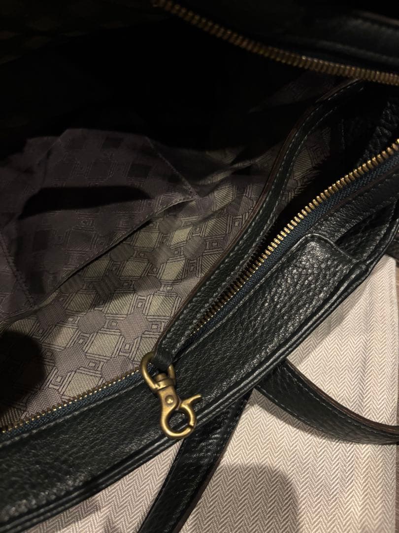 大幅値下げ！ETiAM エティアム　ｆｌｅｘｉダークグリーン　レザートートバッグ