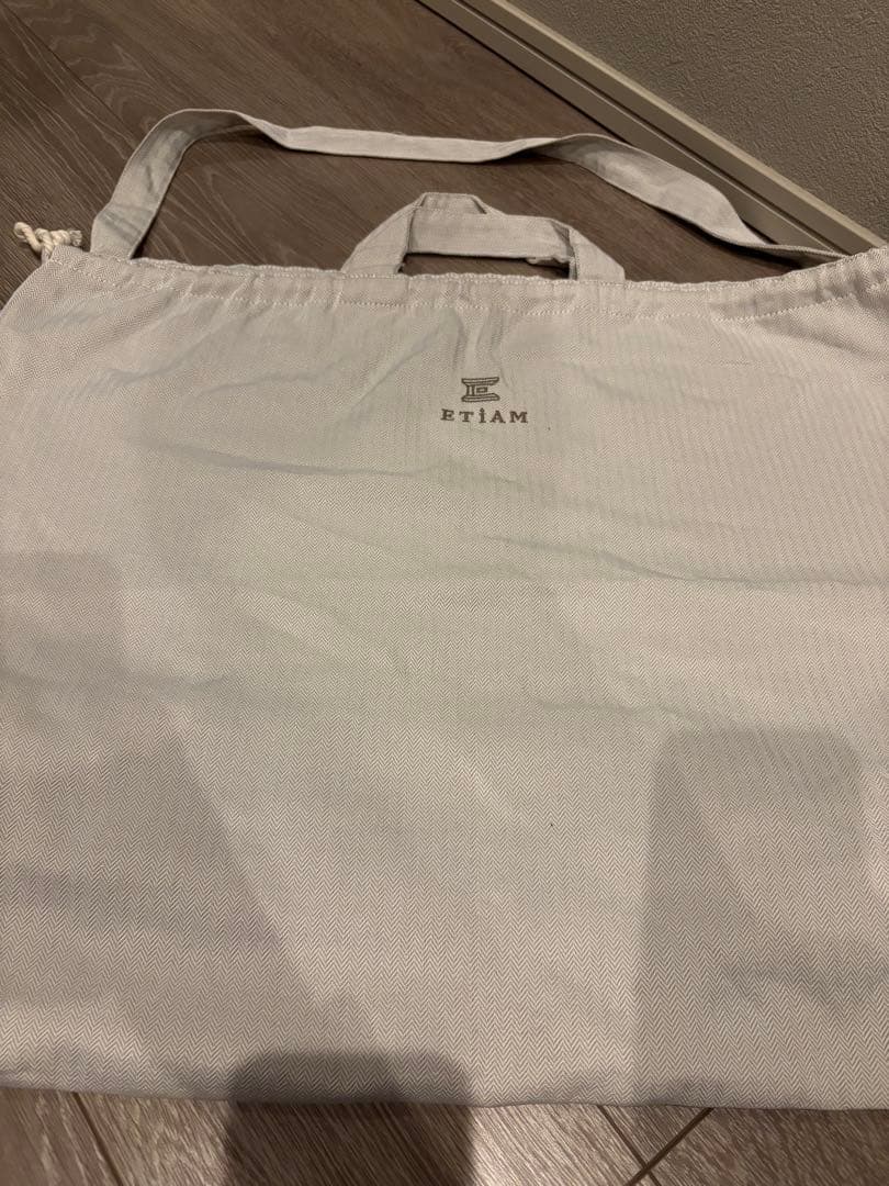 大幅値下げ！ETiAM エティアム　ｆｌｅｘｉダークグリーン　レザートートバッグ