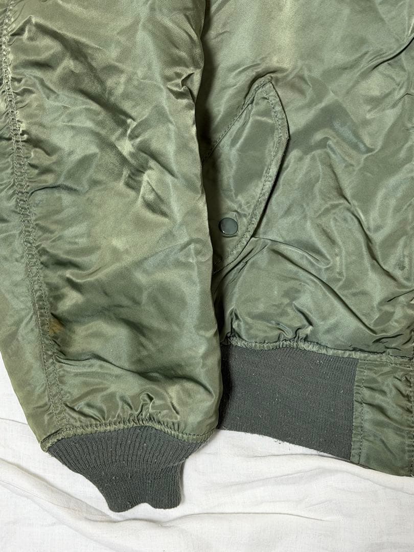 90s MA-1スタイルジャケット Lサイズ オリーブ