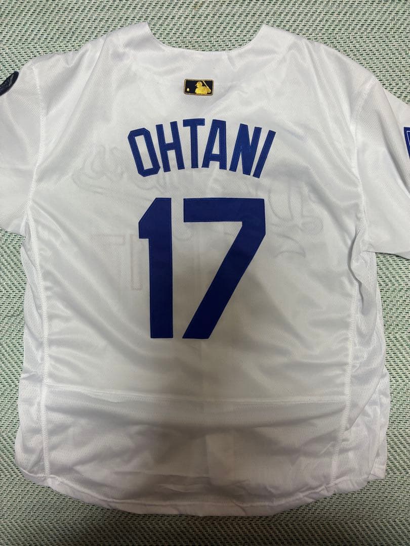 ドジャース　大谷翔平選手　17 ユニフォーム オーセンティックコレクション