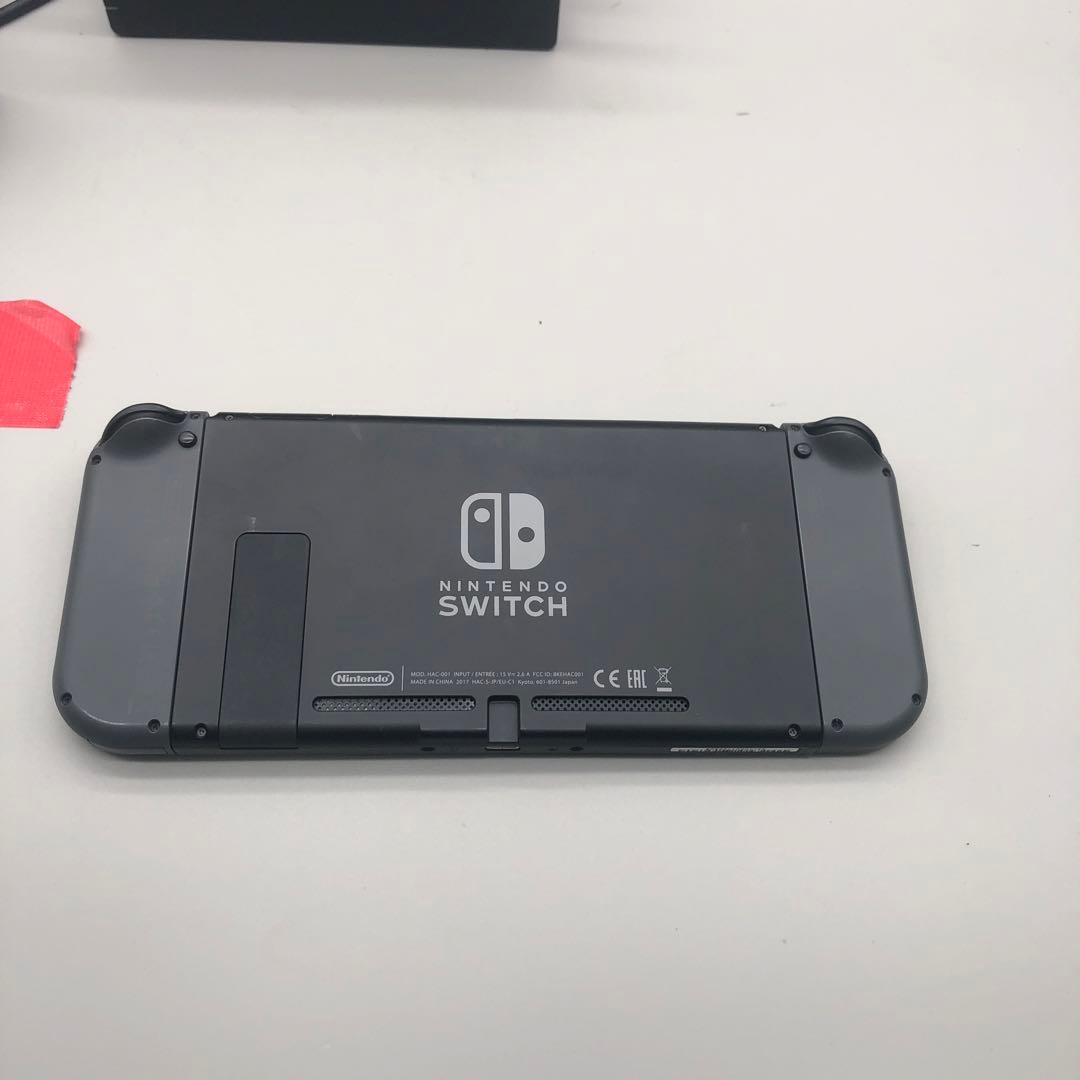 NINTENDO　SWITCH　HAC-001　ブラック　任天堂　O