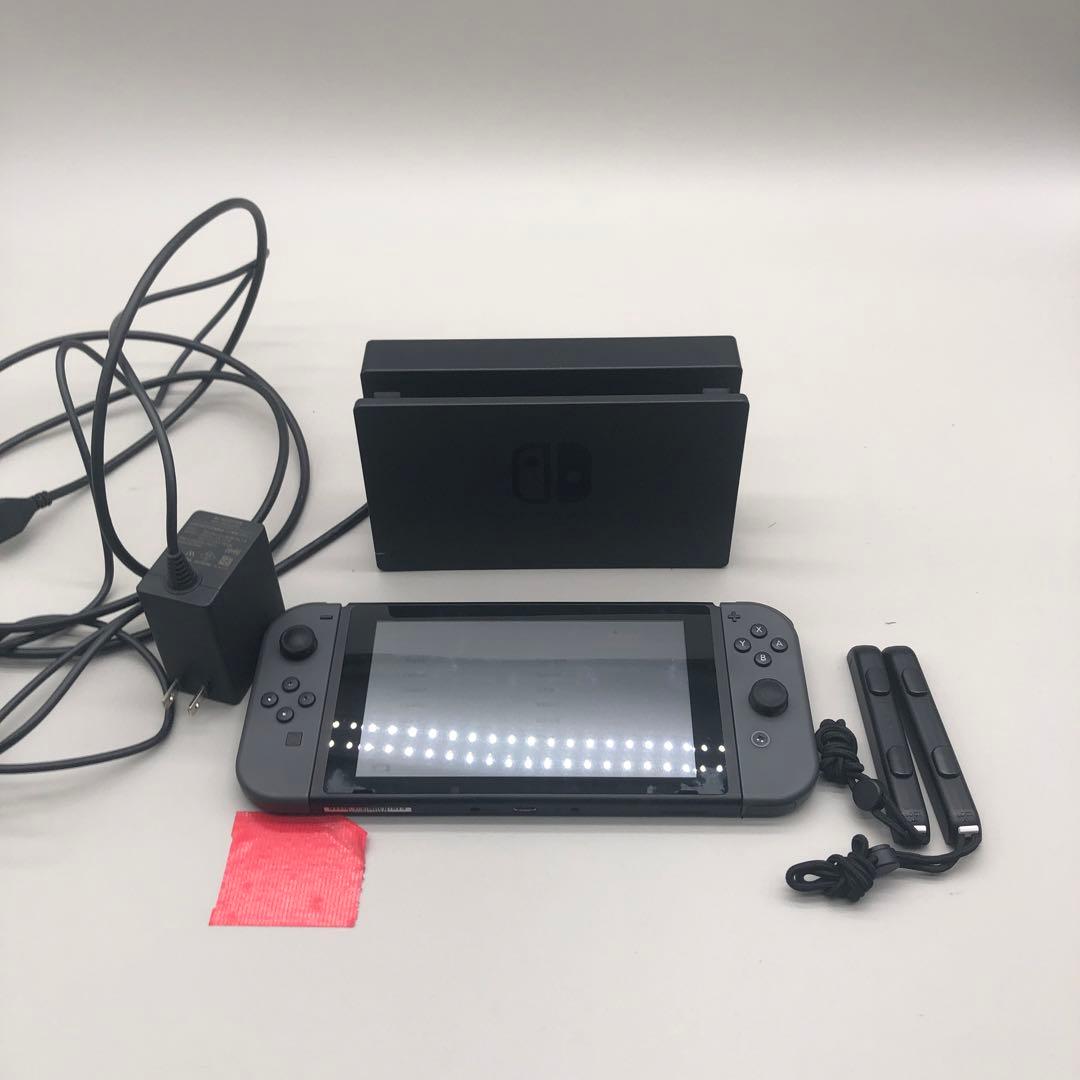 NINTENDO　SWITCH　HAC-001　ブラック　任天堂　O