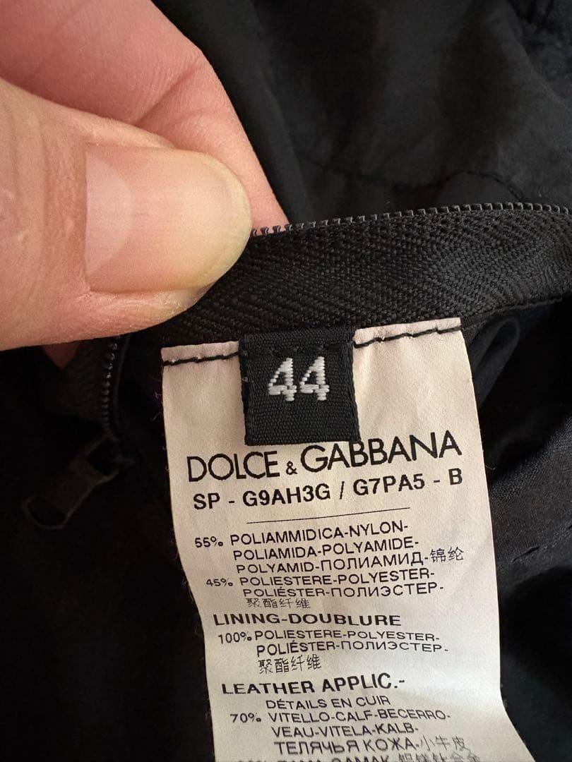 Dolce & Gabbana ブラックダウンベスト