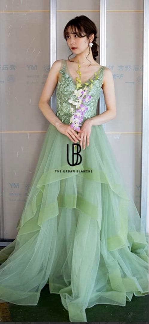 ⭐︎年末までの限定価格⭐︎THE URBAN BLANCHE カラードレスグリーン