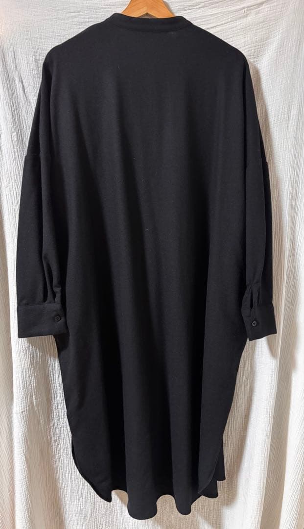 スンスン　mizuiro ind スタンドカラーシャツワンピース　黒