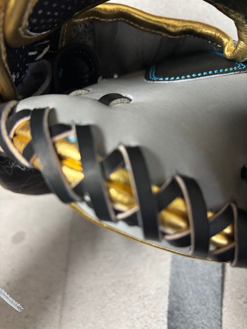 ☆最新 要ミット　軟式用キャッチャーミット 限定カラーKANAME