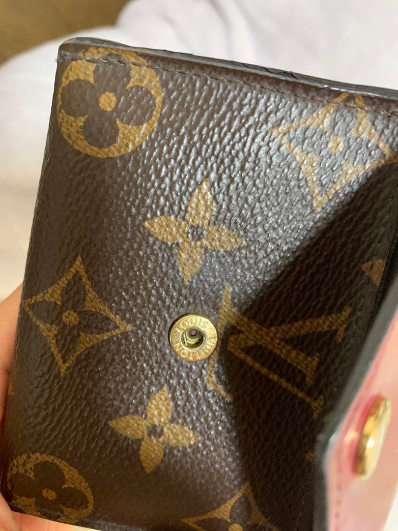 LOUIS VUITTON 三つ折り財布 ブラウン/レッド