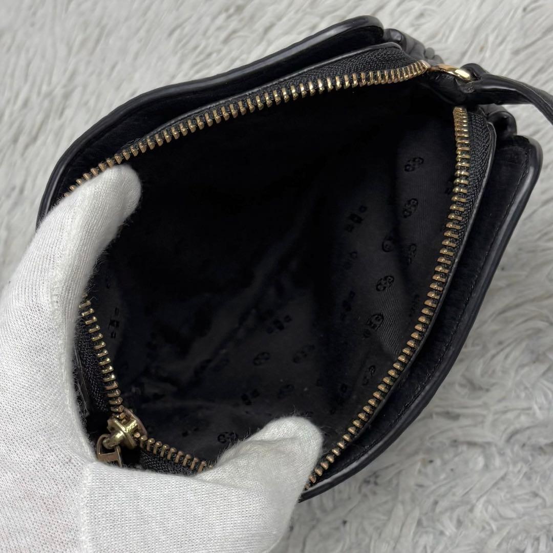 極美品 トリーバーチ レザー ショルダーバッグ シェブロン ファスナー ブラック