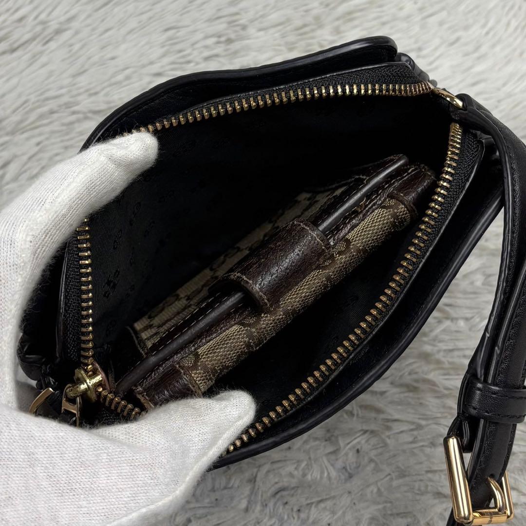 極美品 トリーバーチ レザー ショルダーバッグ シェブロン ファスナー ブラック