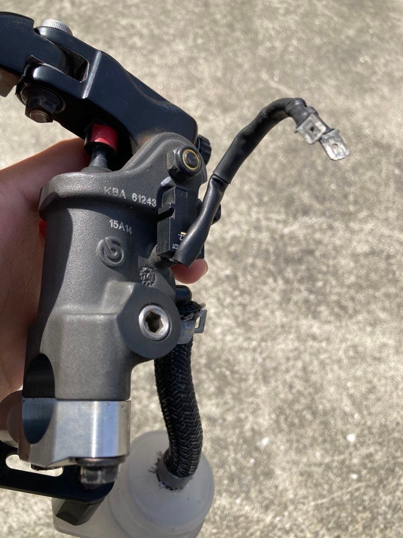 馬シーン　brembo 19rcs