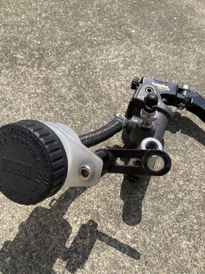 馬シーン　brembo 19rcs