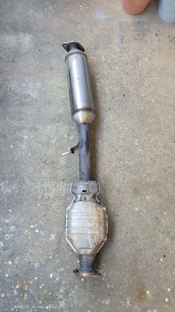 アルテッツァ RS200 3S-GE MT 触媒