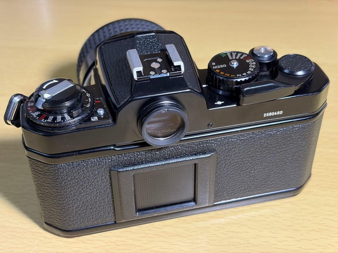 フィルムカメラ Nikon FE2 + Ai Nikkor 35mm F2