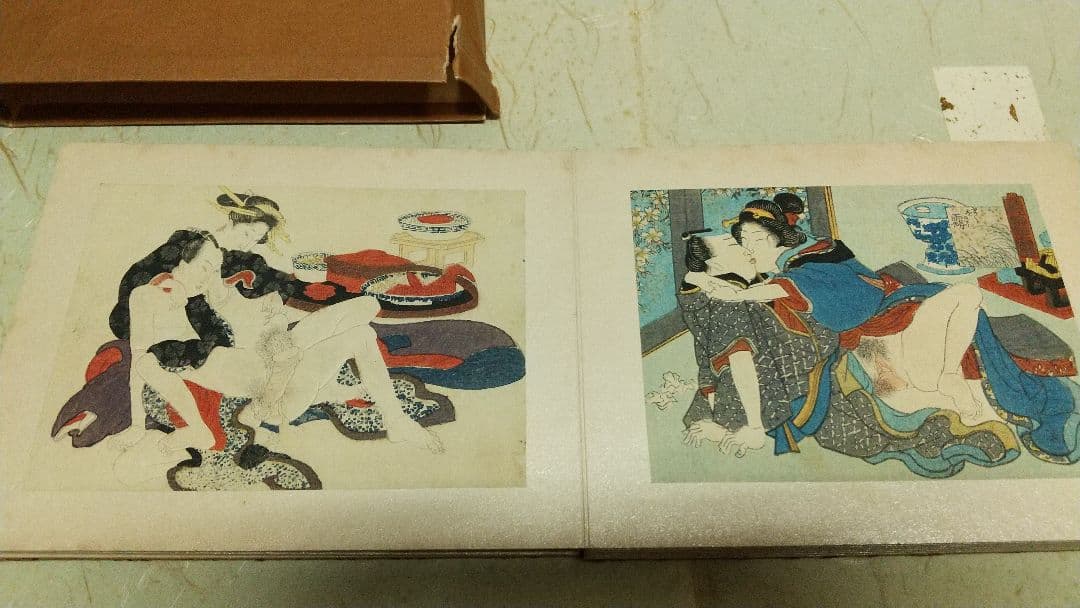 春画 浮世絵 小判 画帳貼り 24枚 枕絵 艶本 袖珍