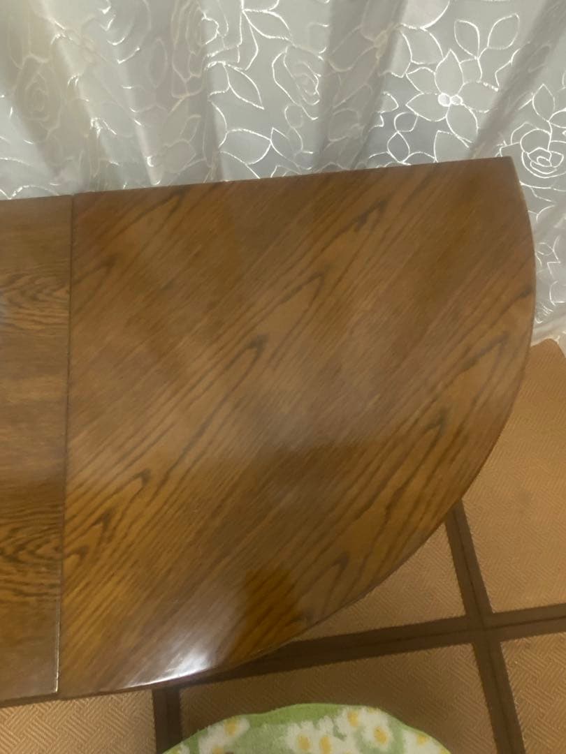 ヨシページです。 ブラウン木製キャビネット・サイドボード　カリモク