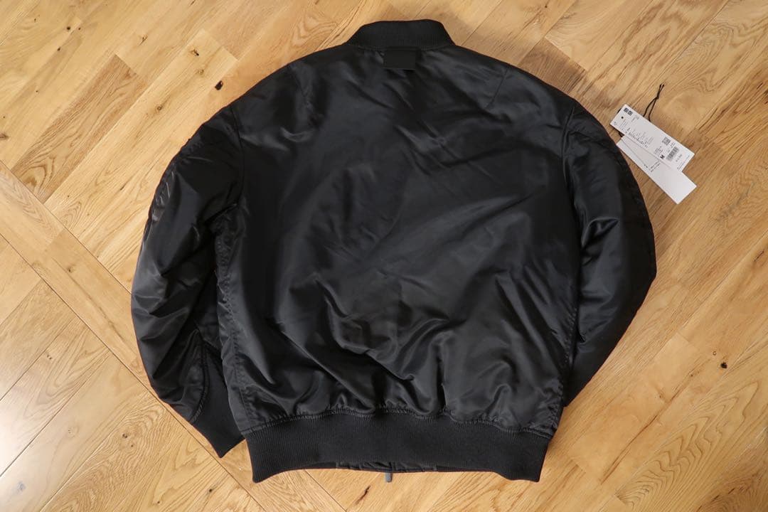 ハイブリッドダウン　オーバーサイズ　MA-1 +J UNIQLO