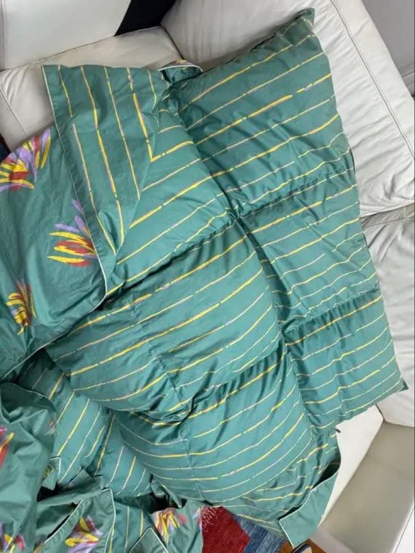 渡*謝様 羽毛掛け布団　ダウン90% 110×200cmセミシングル　寒さを防ぐ