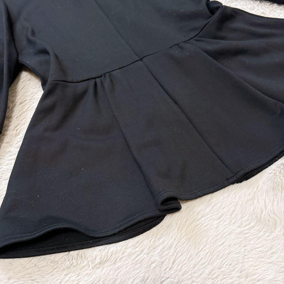 美品✨ボーダーズアットバルコニー　ストレッチ　ペプラムトップス　ロゴ　ネイビー