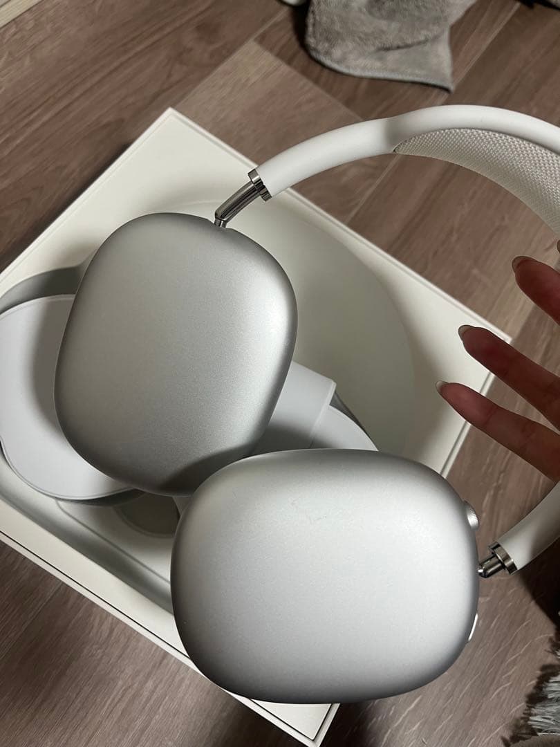 AirPods Max シルバー ケース付き（カバー付き）