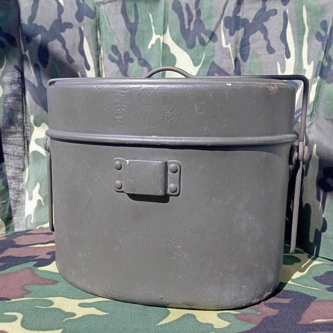 陸上自衛隊１型戦闘飯盒　桜Qマーク　官給品　１９５７年製　ビンテージ　美品