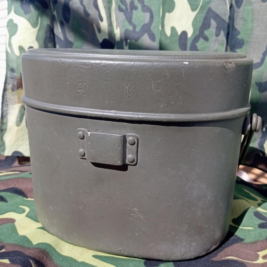 陸上自衛隊１型戦闘飯盒　桜Qマーク　官給品　１９５７年製　ビンテージ　美品