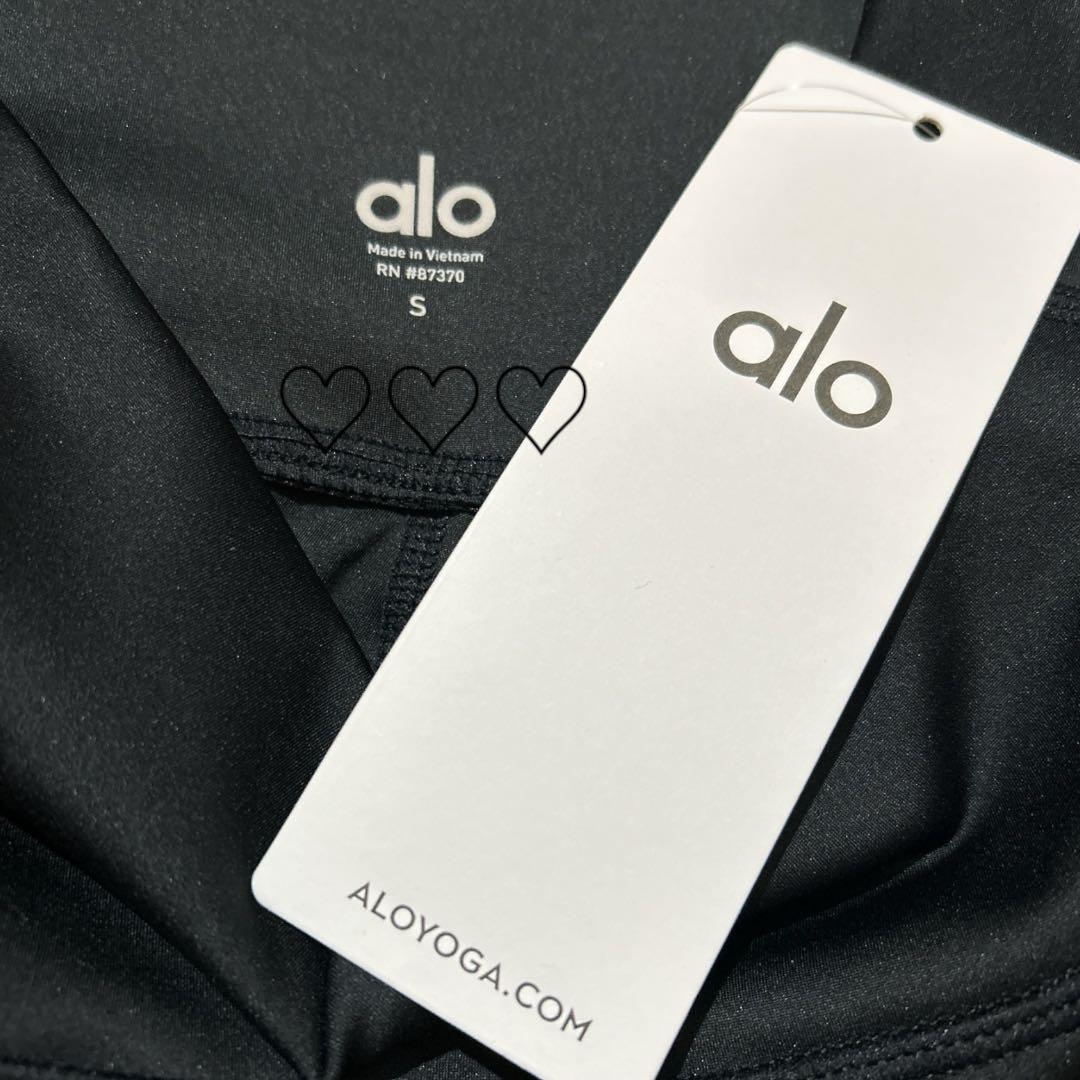 alo ハイウエストエアブラシ　レギンス レディース ブラック　Sサイズ　7/8