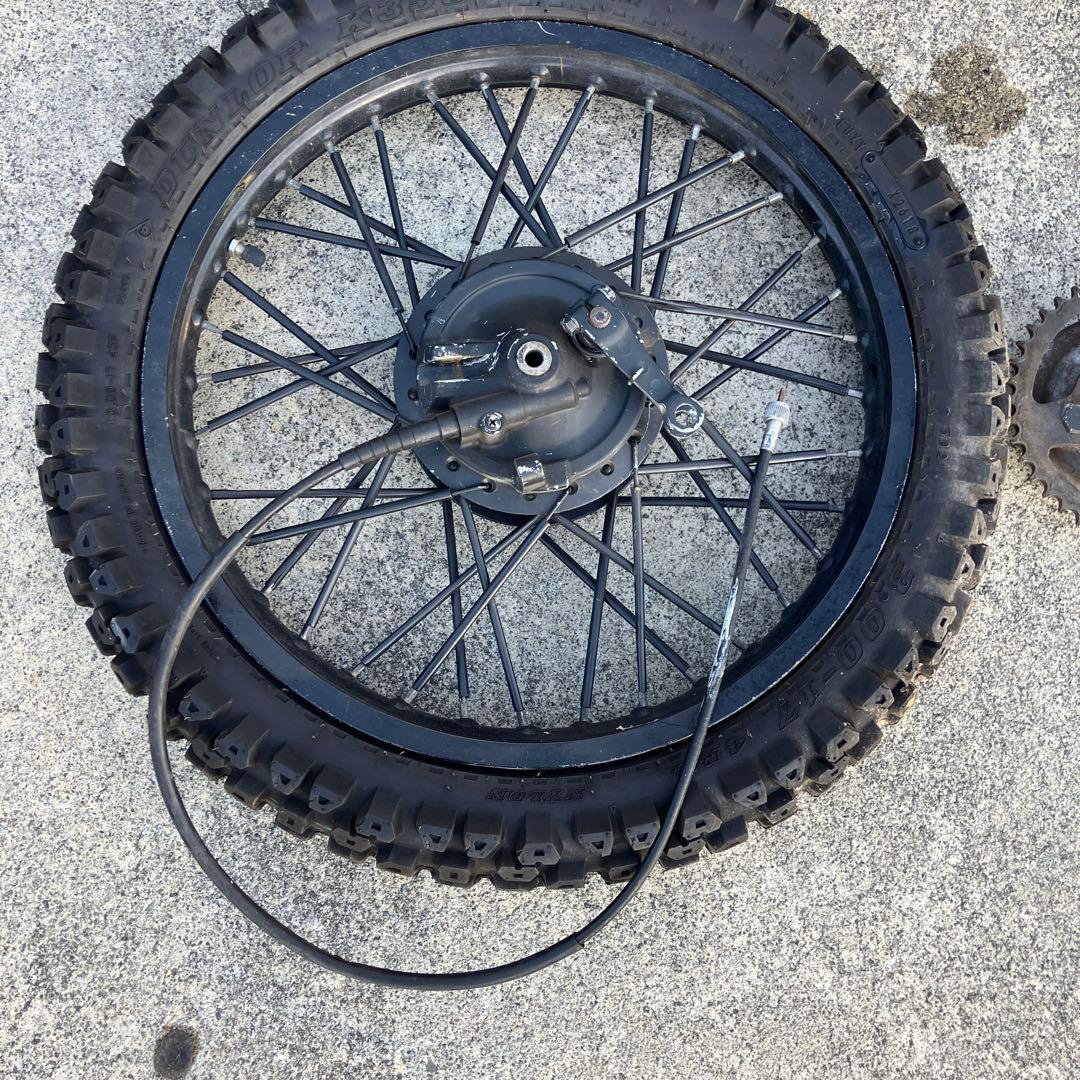 プレスカブ ホイール タイヤ