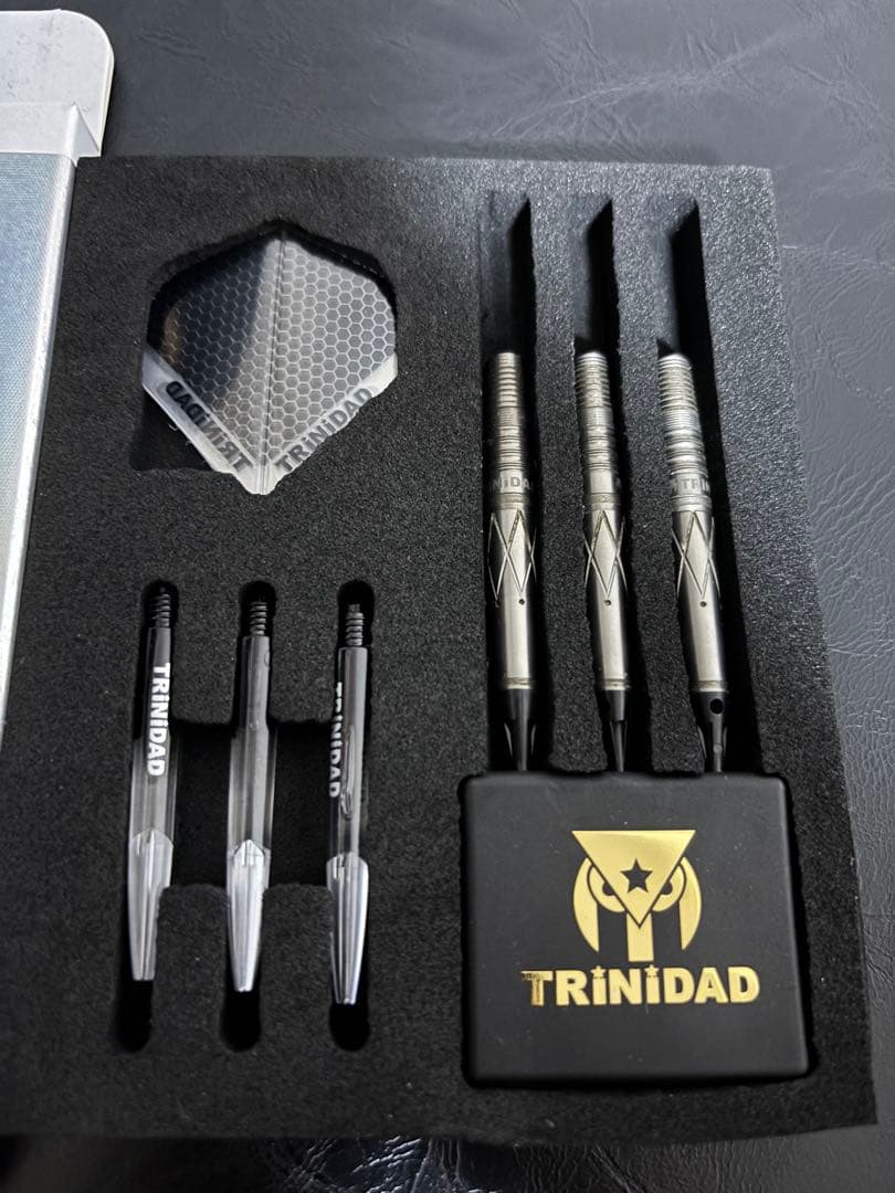 ダーツ　セット　全知全能　コンドルアックス