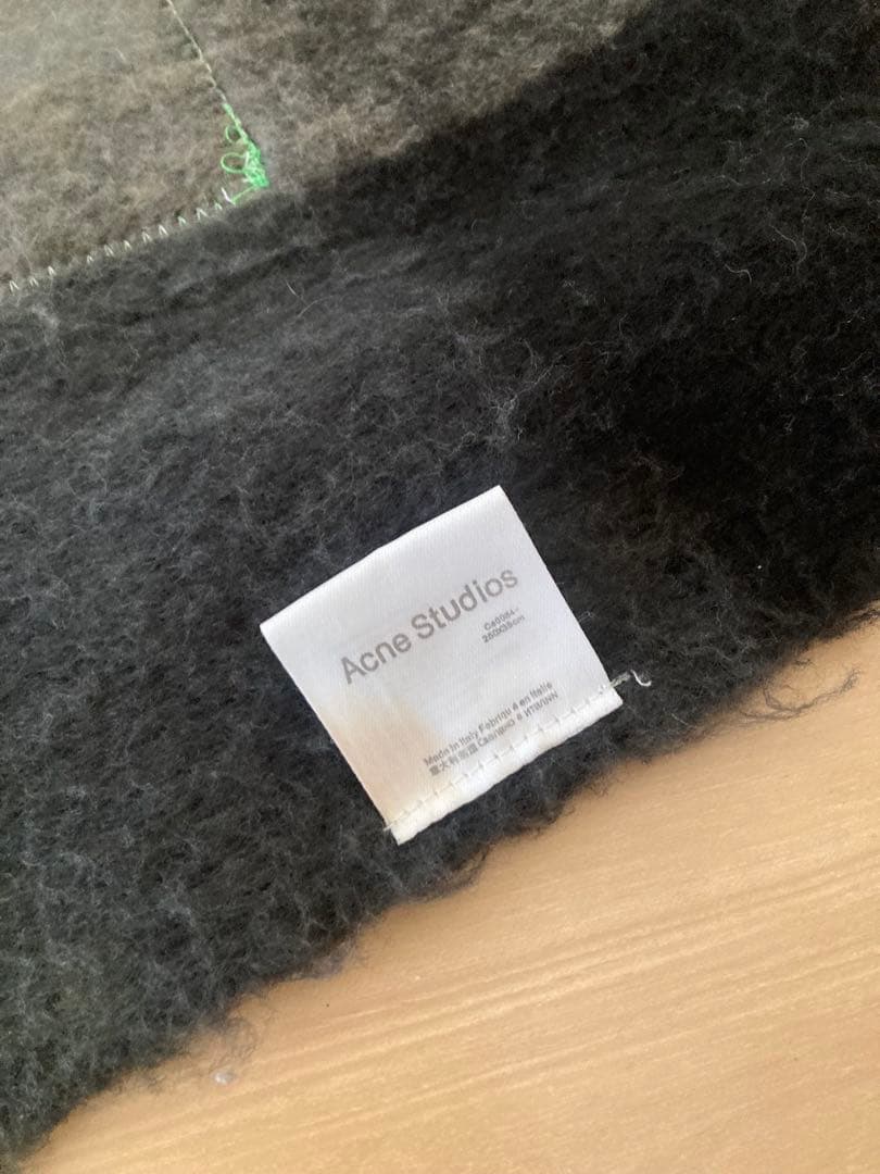 AcneStudios マフラー