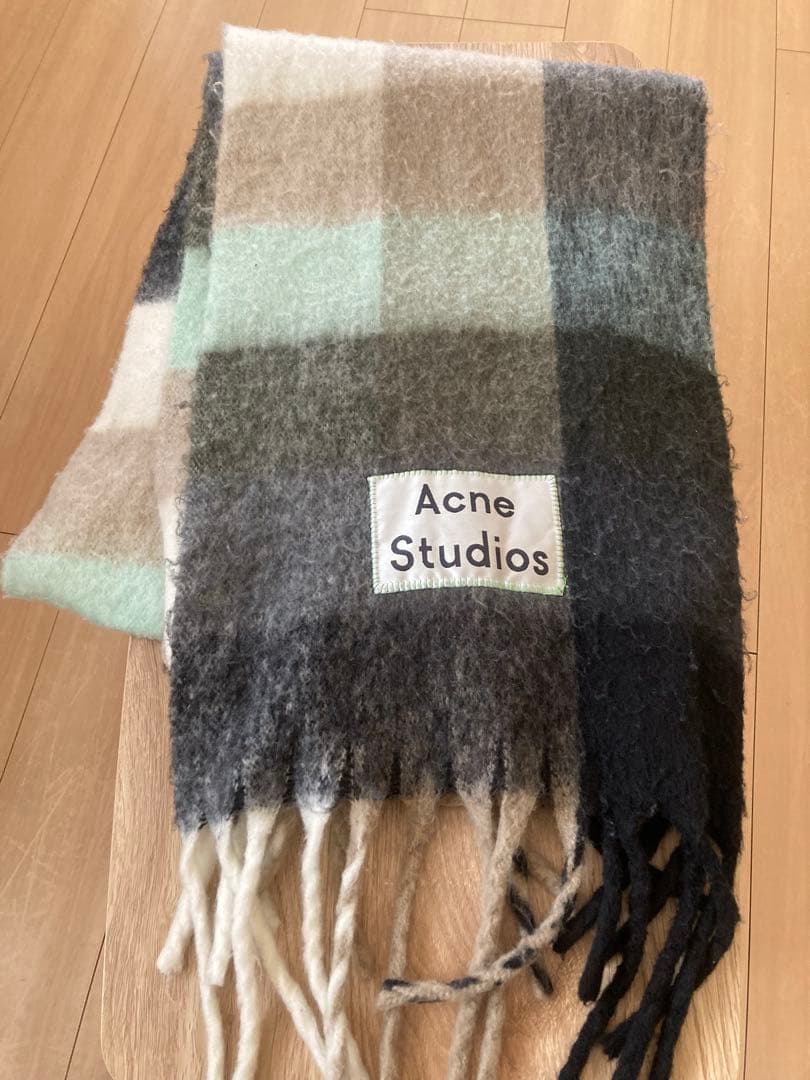 AcneStudios マフラー