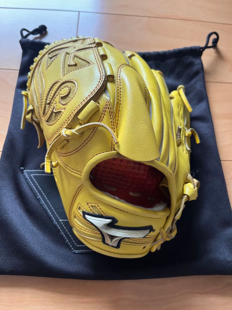 ミズノグローバルエリート左投軟式投手用