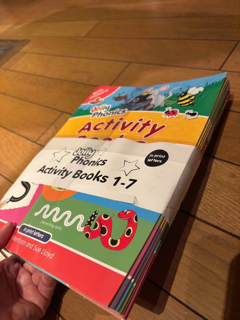 S*1様 Jolly Phonics Activity Books 1-7