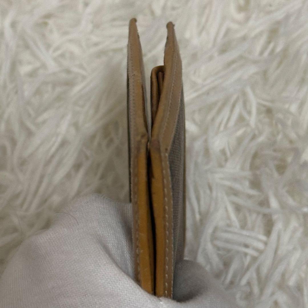 グッチ 二つ折り財布 GG柄 PVC レザー ベージュ コンパクト ゴールドロゴ