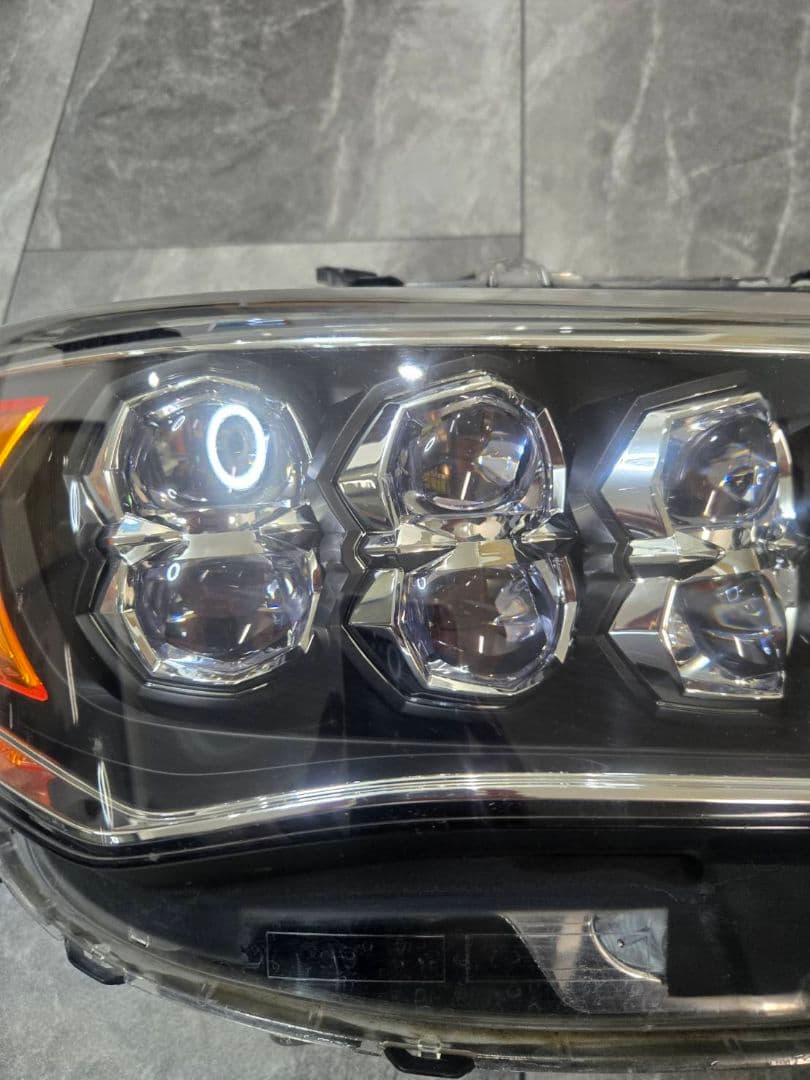 KC2　ホンダ　レジェンド　前期　ヘッドライト　運転席側