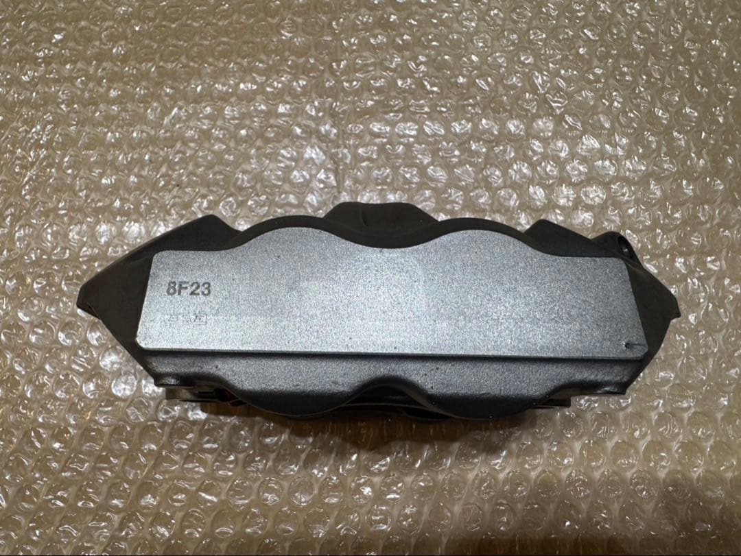 brembo ラジアル モノブロック キャリパー 108mm 左