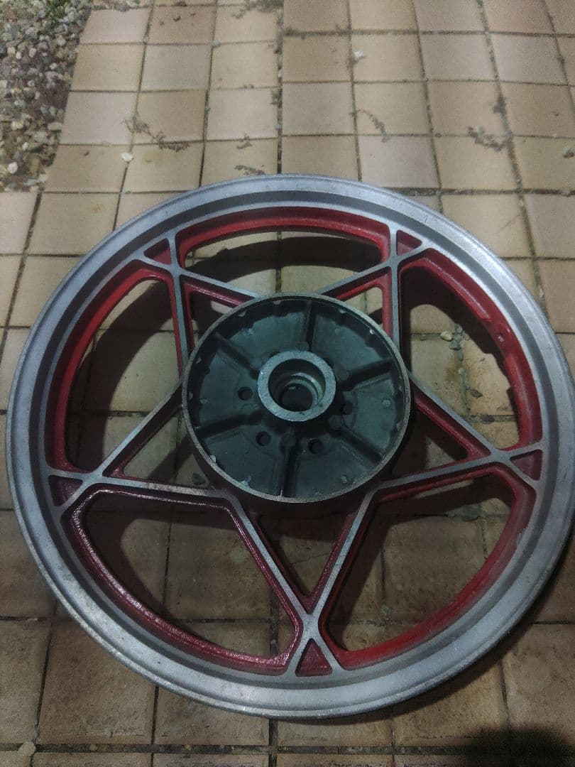 WK様　 スズキ純正ホイール　2.15-18 GS400 GS750