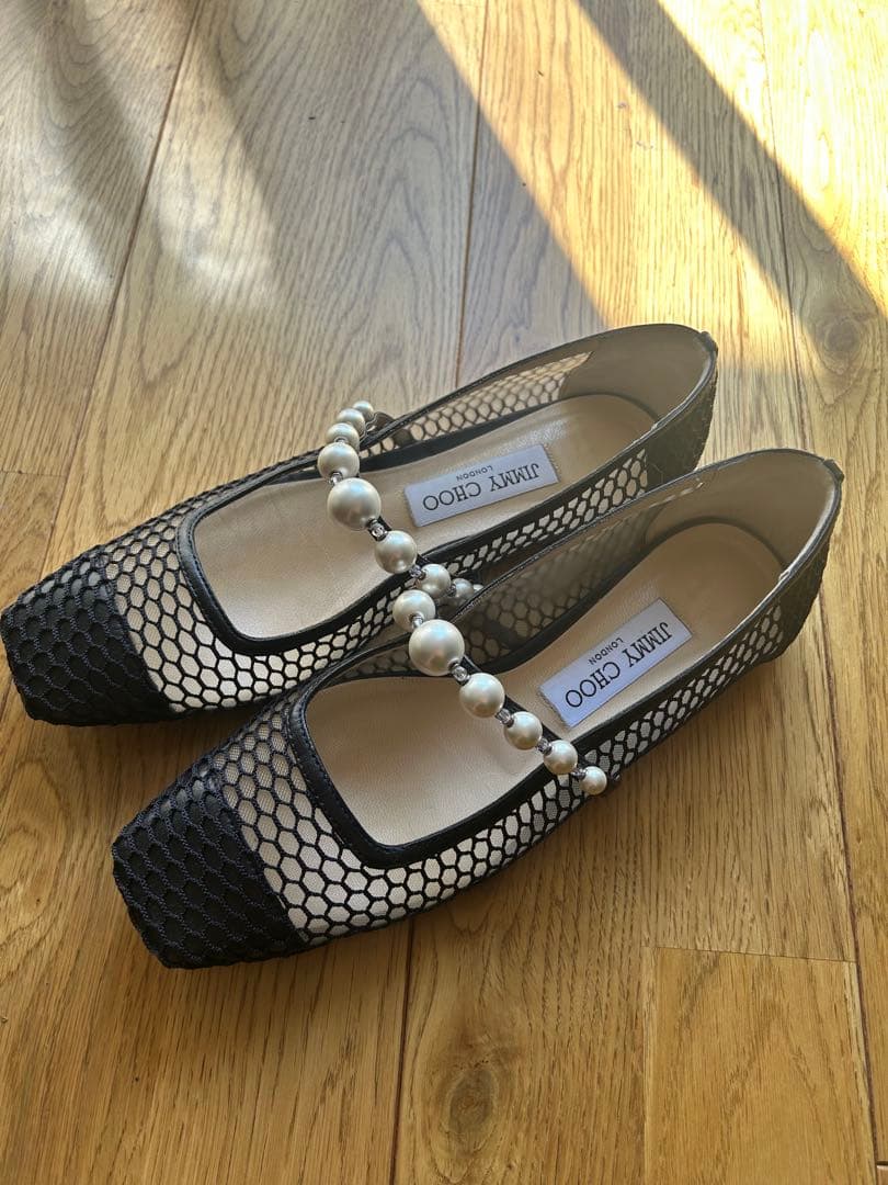 JIMMY CHOO パール付メッシュフラットシューズ