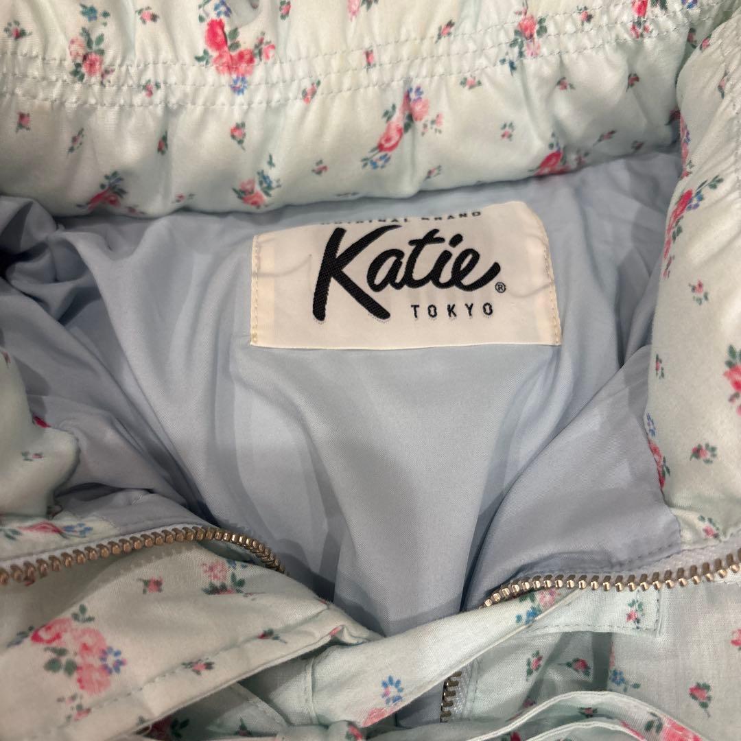 Katie 花柄ダウンジャケット 水色　最終値下げ