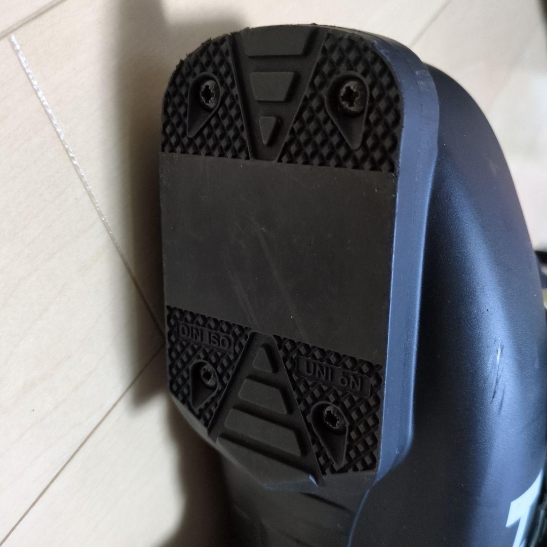 【売約済】HEAD CUBE 3 スキーブーツ 80