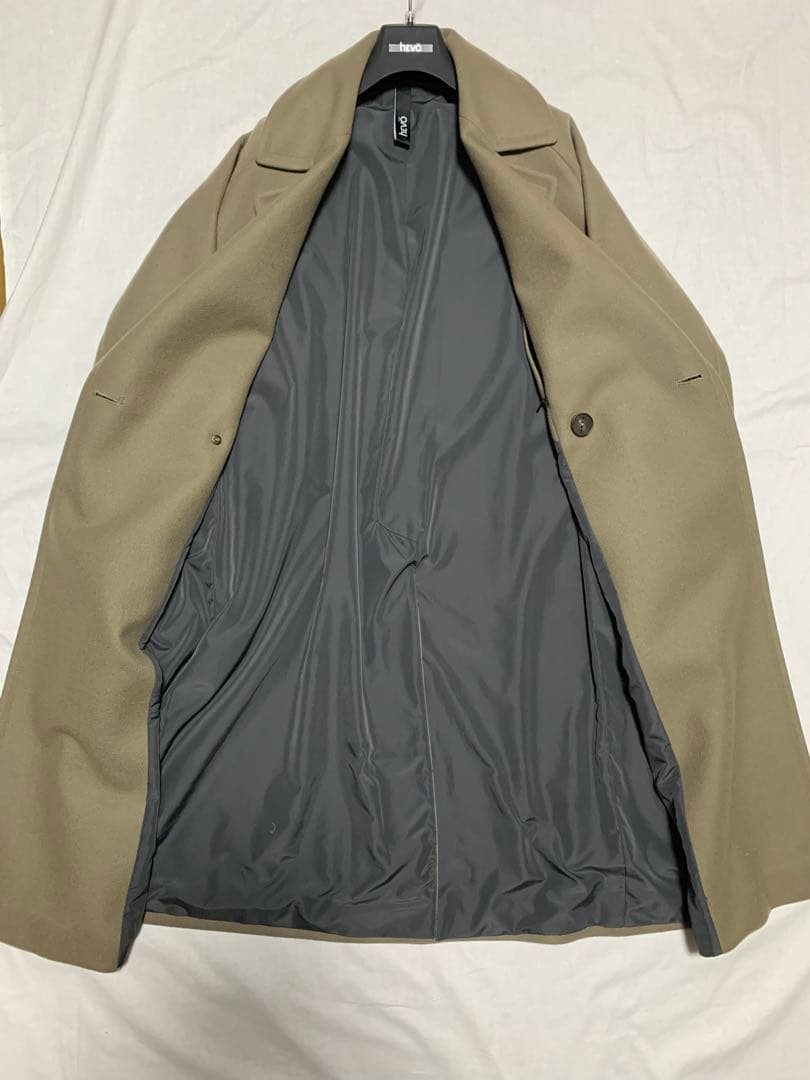 【人気モデル】　HEVO BRINDISI ベルテッドコート　ブリンディジ