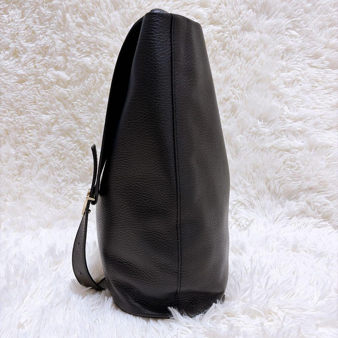 【現行】agnes b. アニエスベー ワンショルダーバッグ シボ革 メタルロゴ