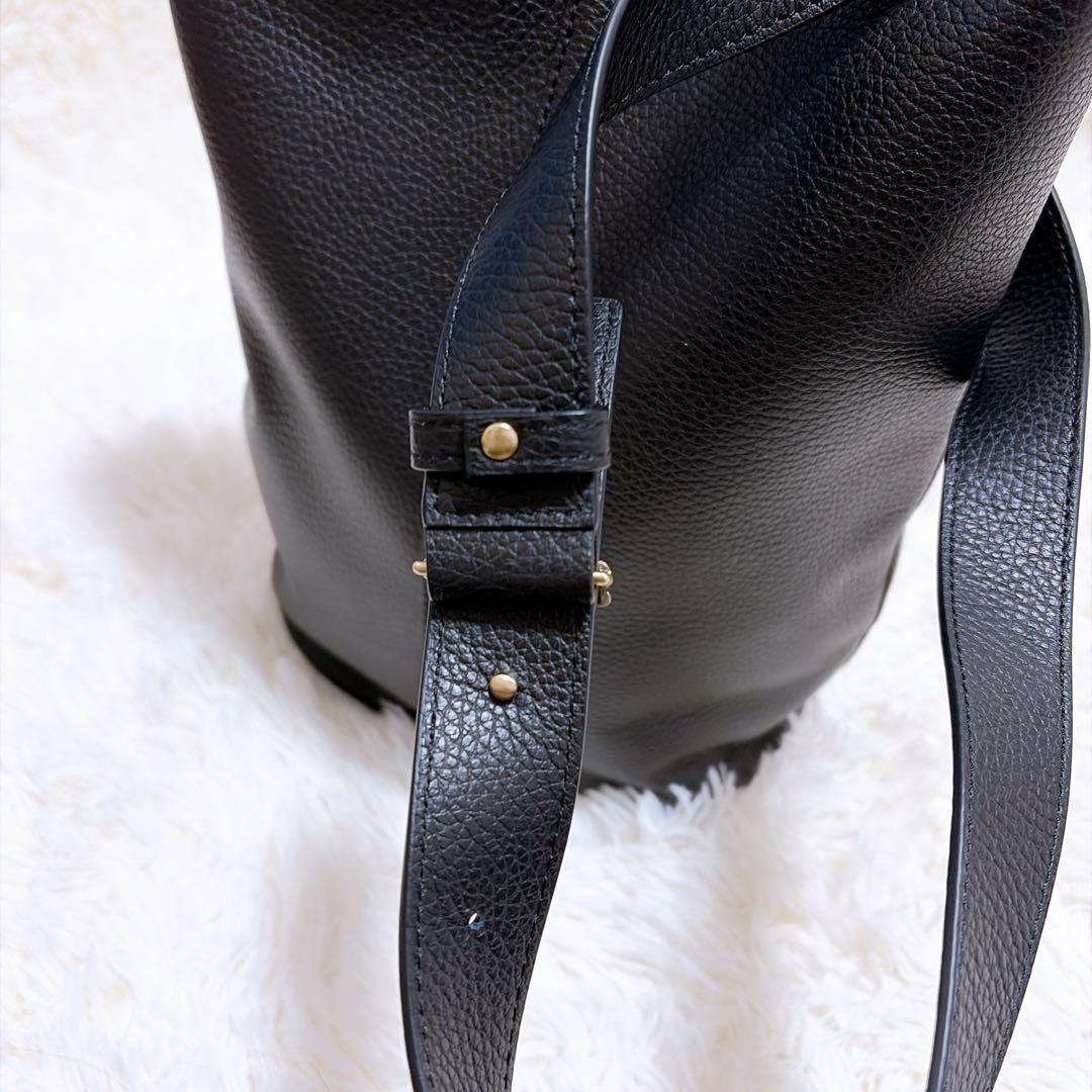 【現行】agnes b. アニエスベー ワンショルダーバッグ シボ革 メタルロゴ