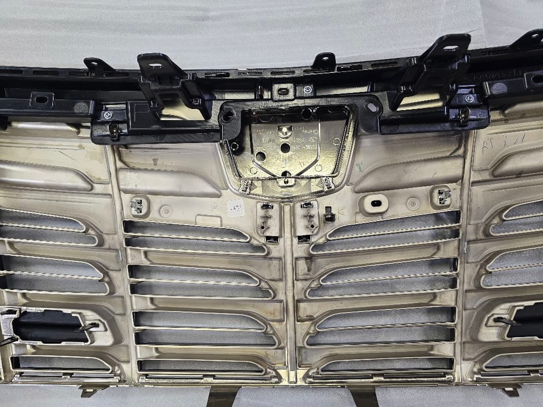 TOYOTA トヨタ アルファード グリル 現状品