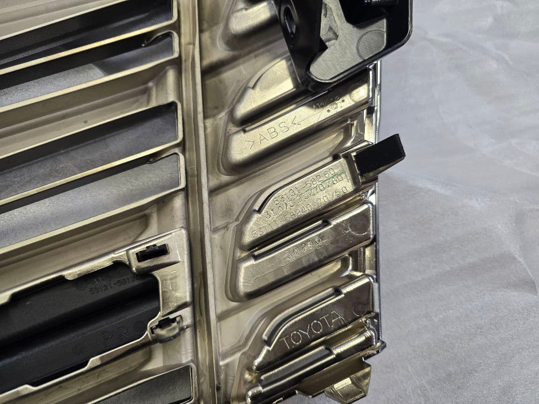 TOYOTA トヨタ アルファード グリル 現状品